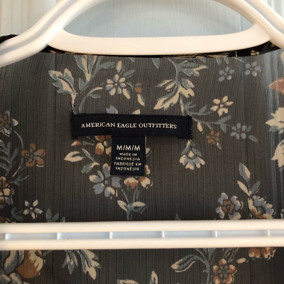 Lightweight Cardigan! - Picture 3 of 3